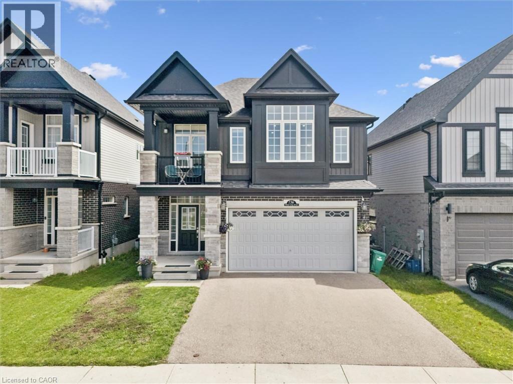 736 WOOD LILY Street