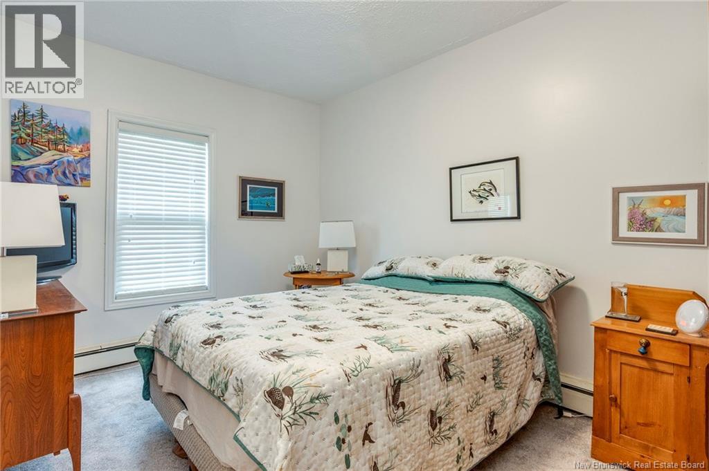 377 Douglas Avenue - Image 18