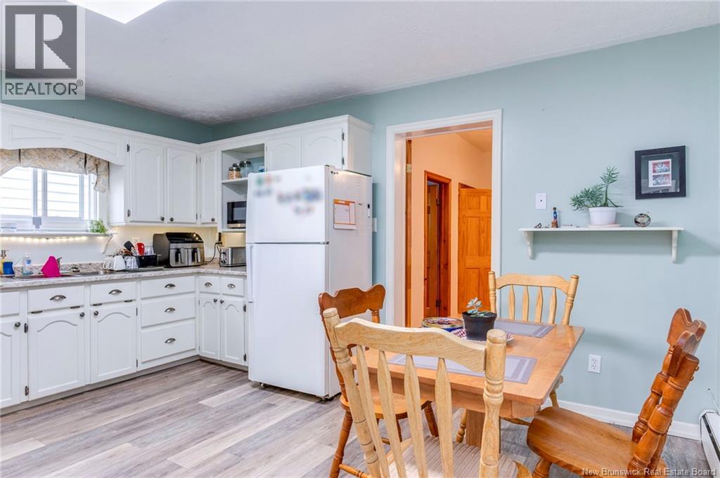 377 Douglas Avenue - Image 25