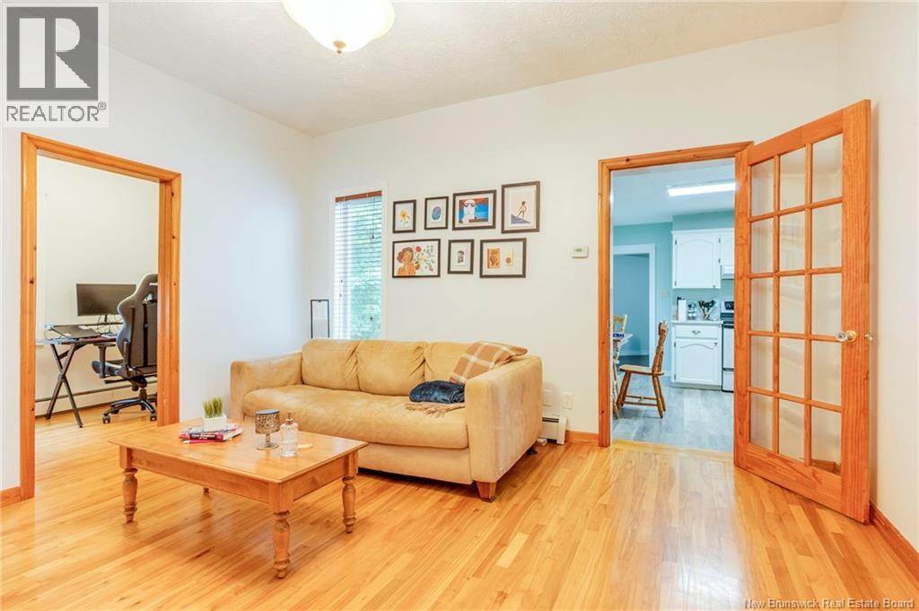 377 Douglas Avenue - Image 30