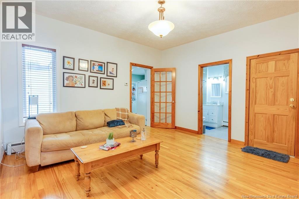 377 Douglas Avenue - Image 4