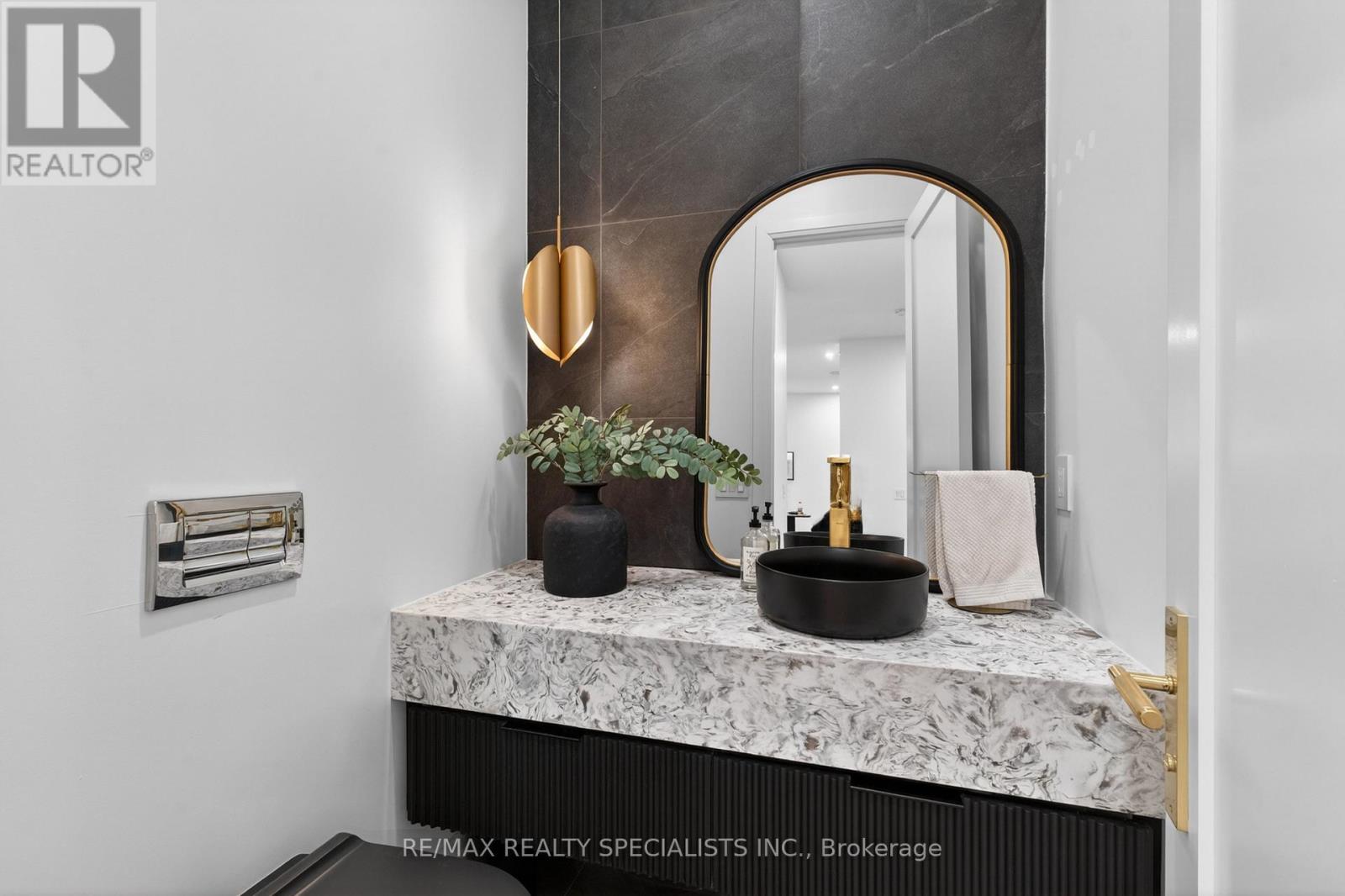 431 SEATON DRIVE - Image 33