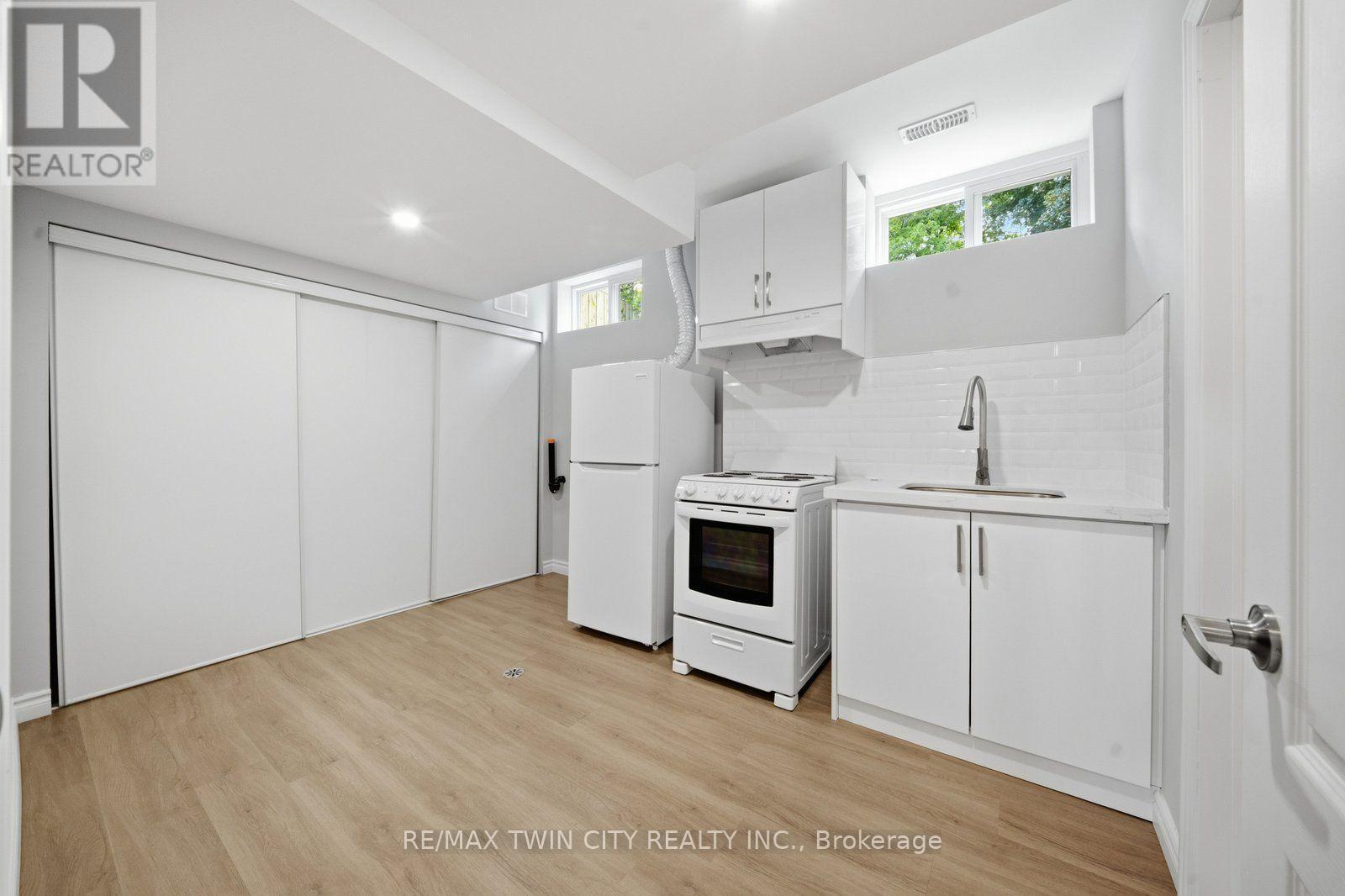 44 STANLEY STREET - Image 27