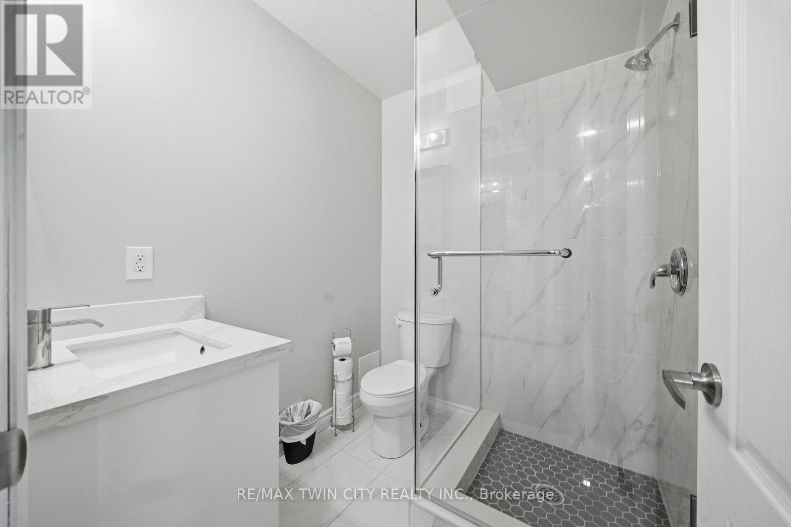 44 STANLEY STREET - Image 29