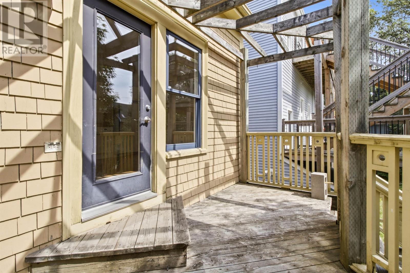 Property 36 of 40 of 2048 Creighton Street