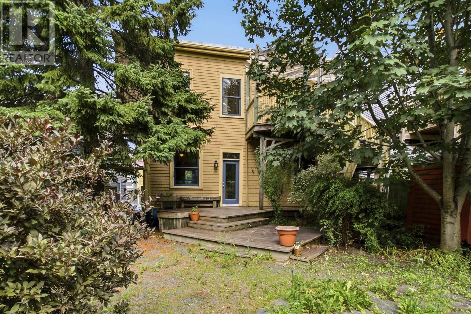 2048 Creighton Street - 34