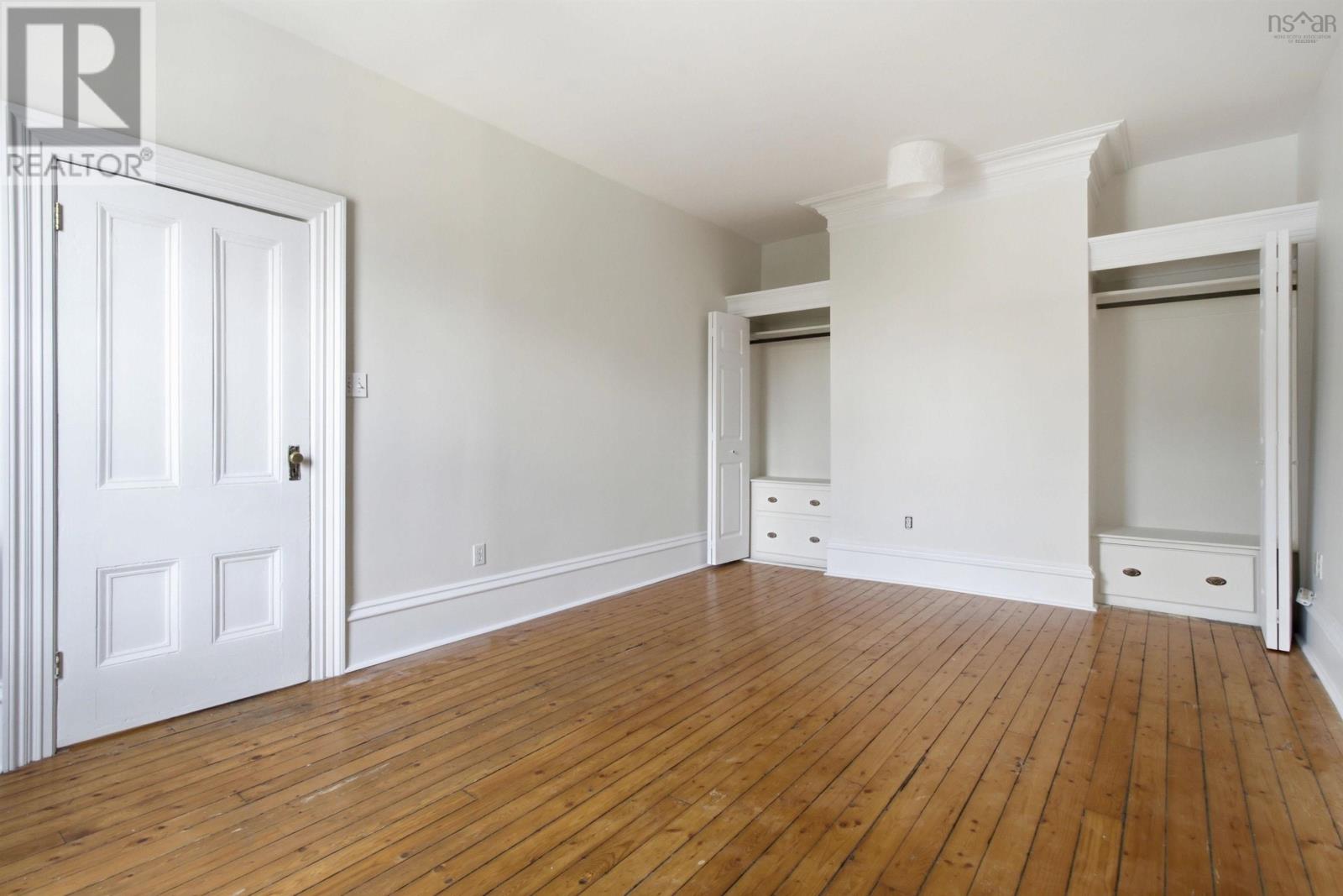 Property 25 of 40 of 2048 Creighton Street