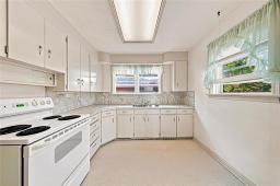 338 First Street S, Beausejour, MB R0E0C0 Photo 11
