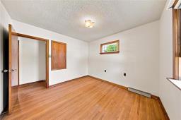 338 First Street S, Beausejour, MB R0E0C0 Photo 16