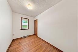 338 First Street S, Beausejour, MB R0E0C0 Photo 19