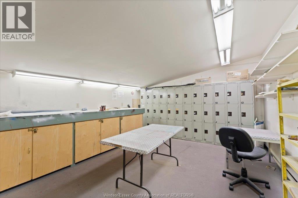 #906 75 RIVERSIDE DRIVE - Image 30