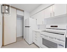 Kitchen - 75 Riverside Drive Unit# 906, Windsor, ON N9A7C4 Photo 8