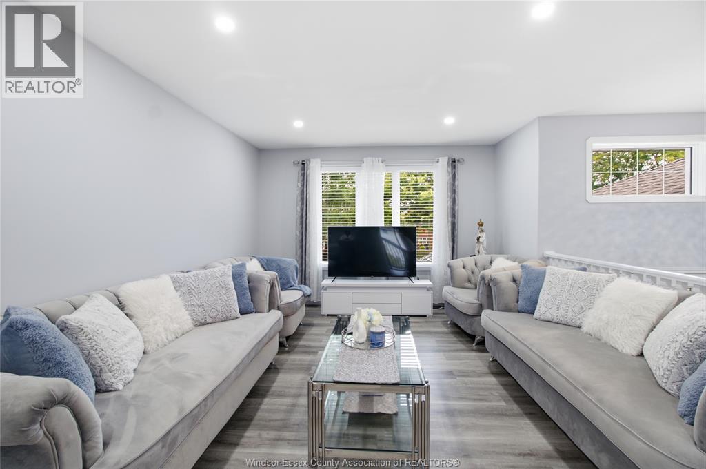 2424 TIMBERCREST AVENUE - 3