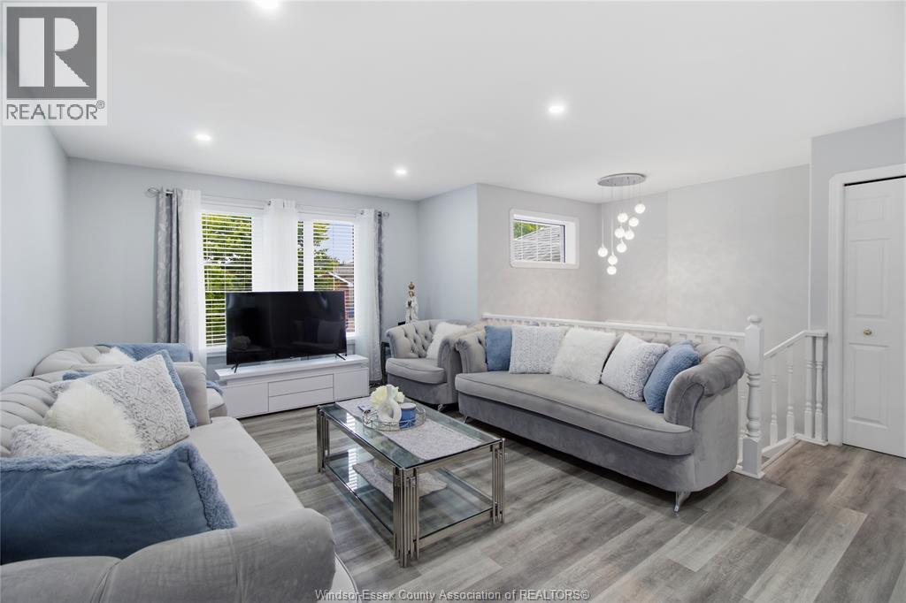 2424 TIMBERCREST AVENUE - 4