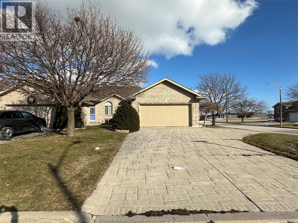 51 SANTOS DRIVE - 3