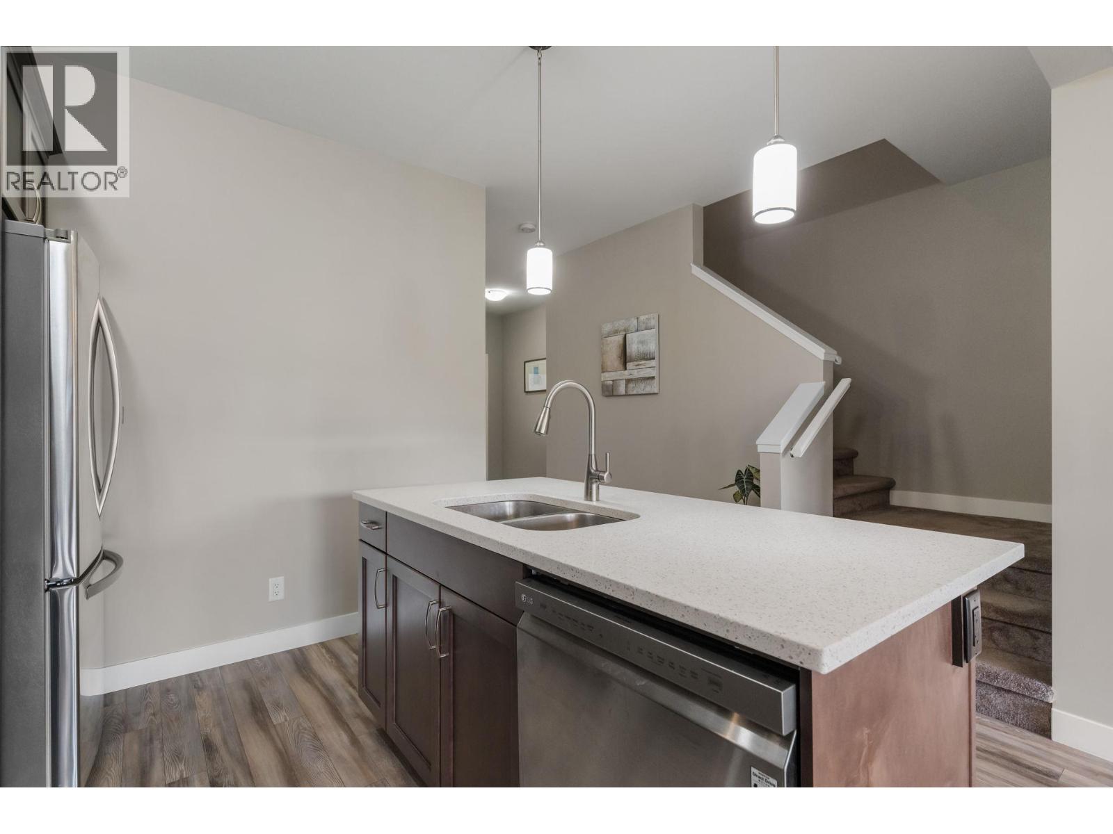 #5 4700 Okanagan Avenue - 7