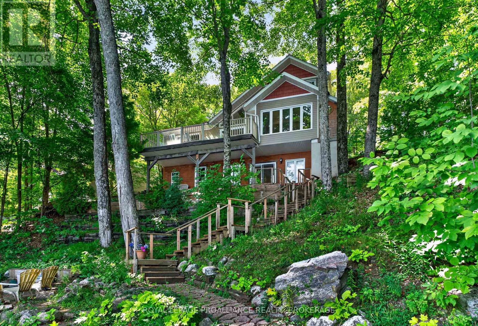110 MAPLE GROVE CRESCENT