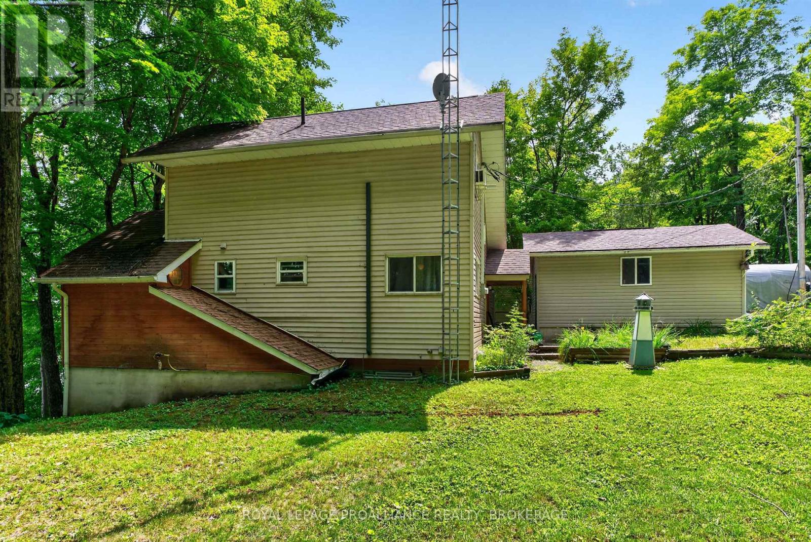 110 MAPLE GROVE CRESCENT - Image 32
