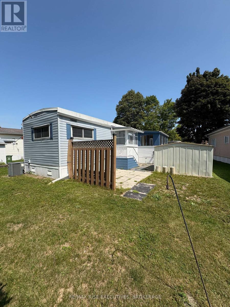 12 WENTWORTH DRIVE - 19