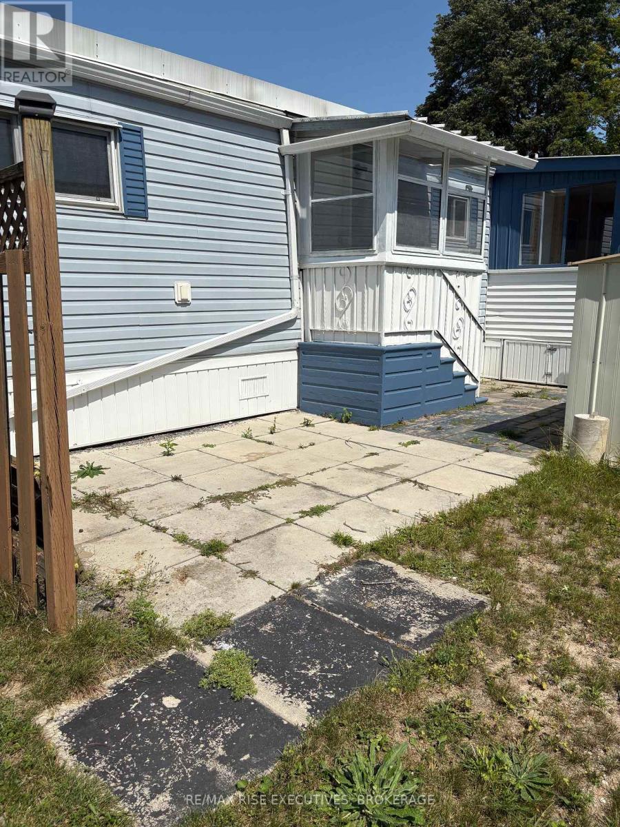 12 WENTWORTH DRIVE - Image 22