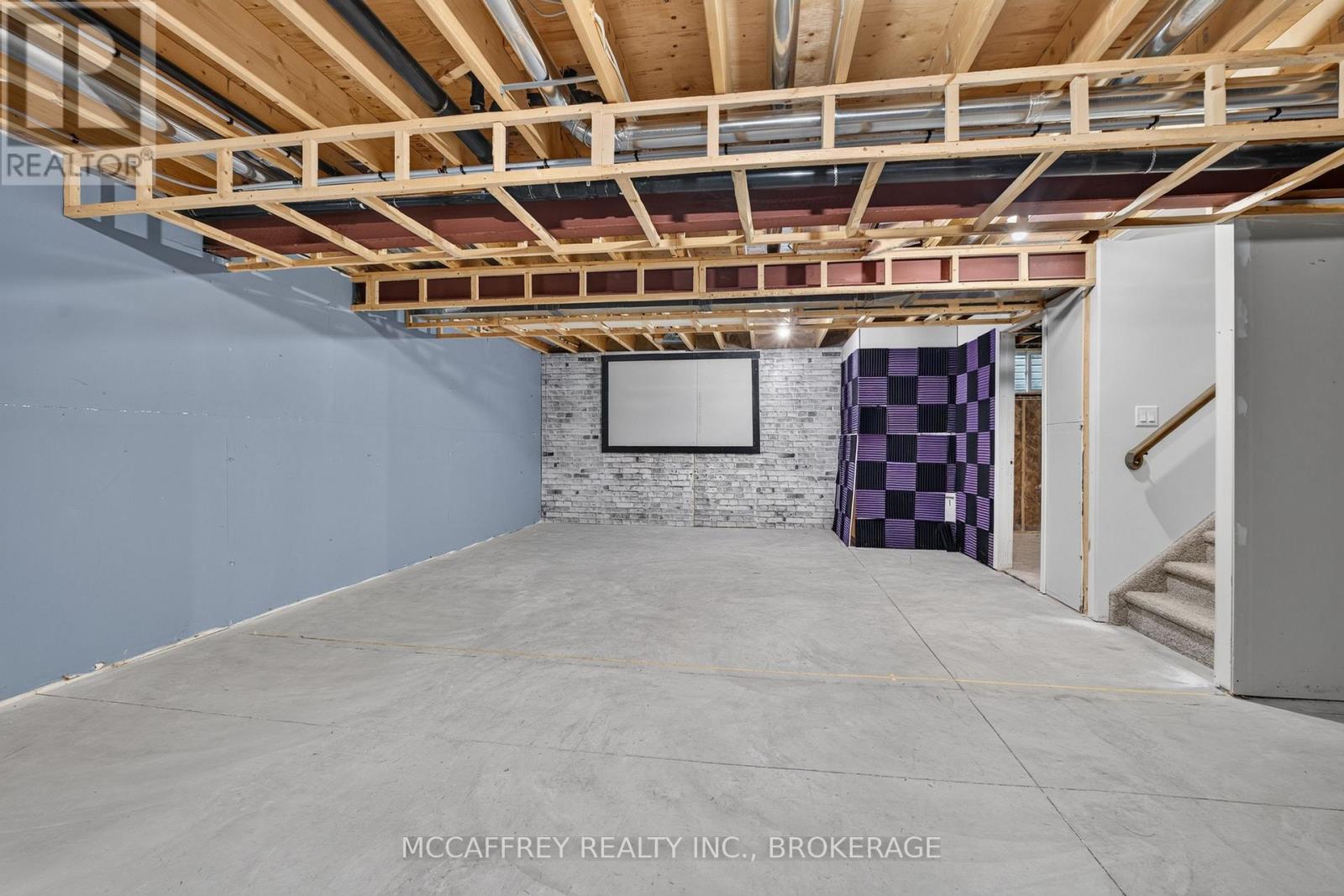 1286 CARFA CRESCENT - Image 35