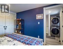 Bedrm w/access to bath/laundry Main Level Bedroom w/access to Bath & Laundry