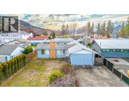  126 Lee Avenue, Penticton