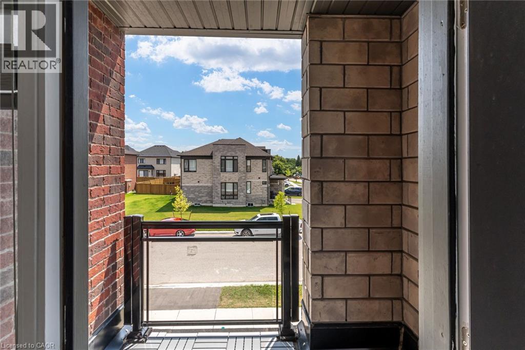 1439 UPPER THAMES Drive - 24