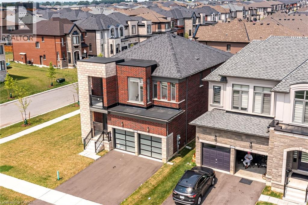 1439 UPPER THAMES Drive - 4