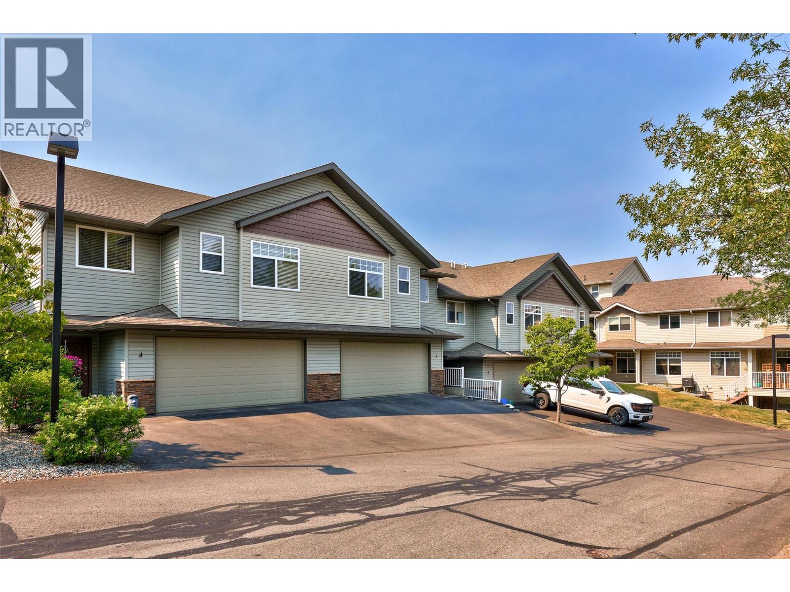 #5 2046 Robson Place - Image 33