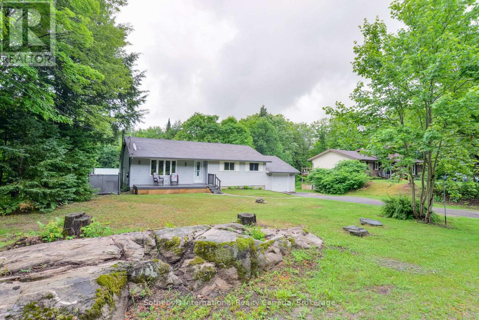 1048 OLD FALKENBURG ROAD