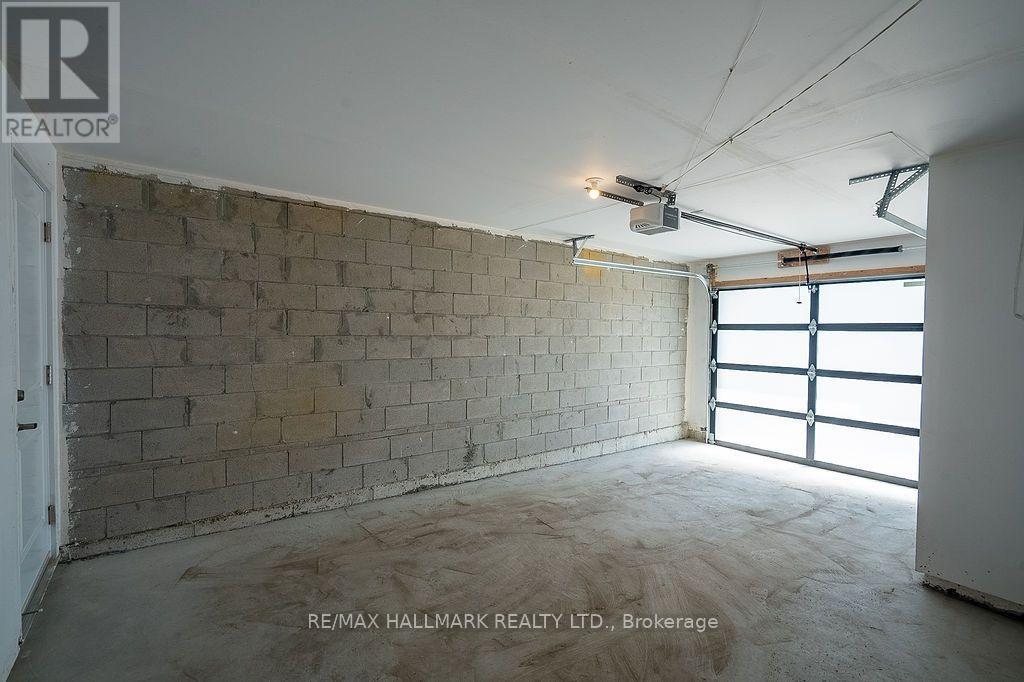 12 DANDARA GATE - Image 11