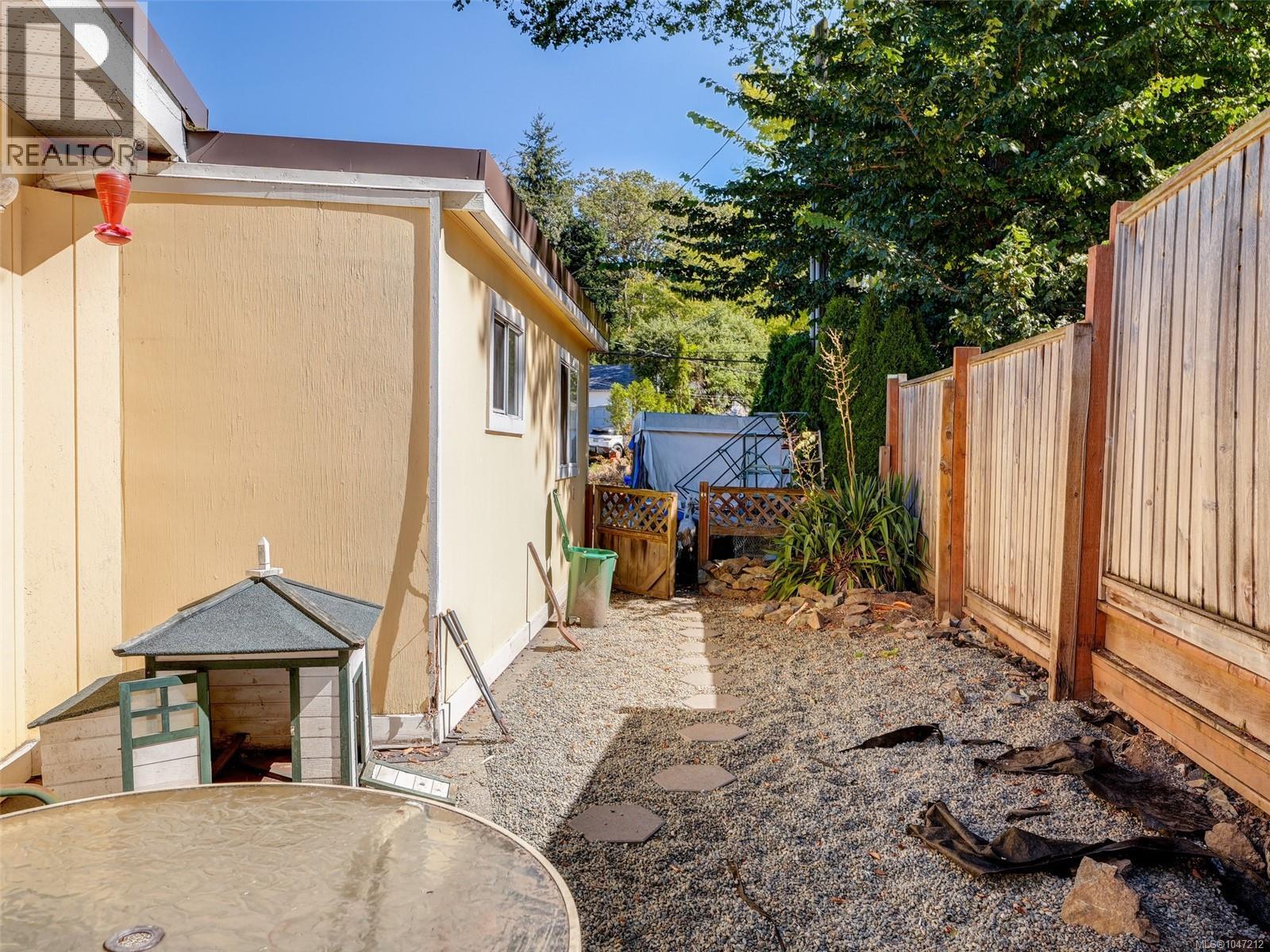 3890 Braefoot Rd - 23