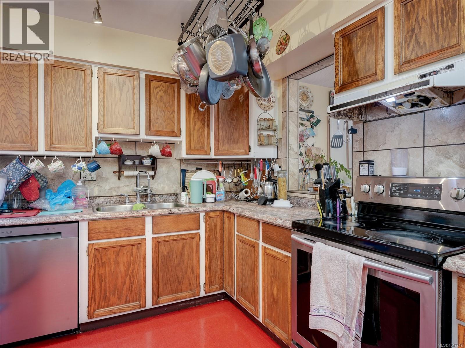 3890 Braefoot Rd, Saanich