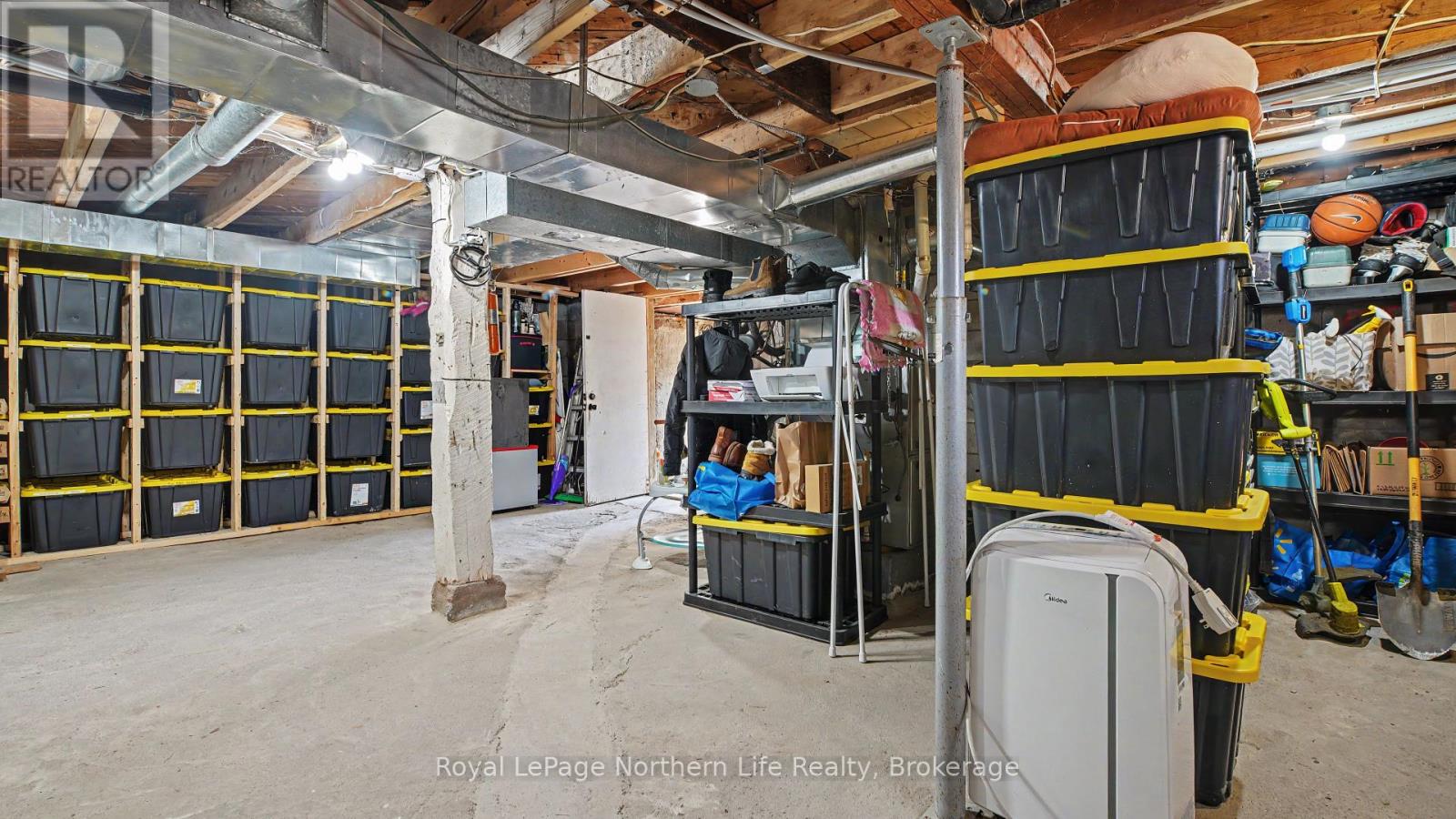 189 BAY STREET - Image 37