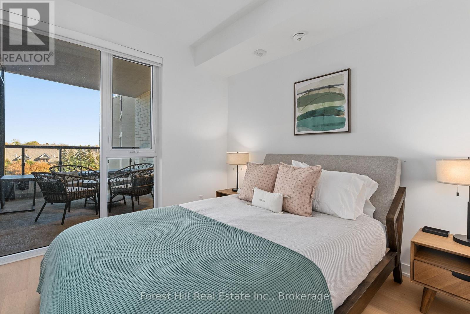 #326 31 HURON STREET - 13