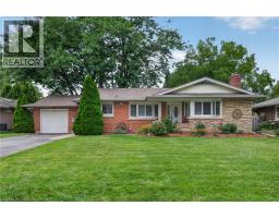 9 STRATHEARN Avenue