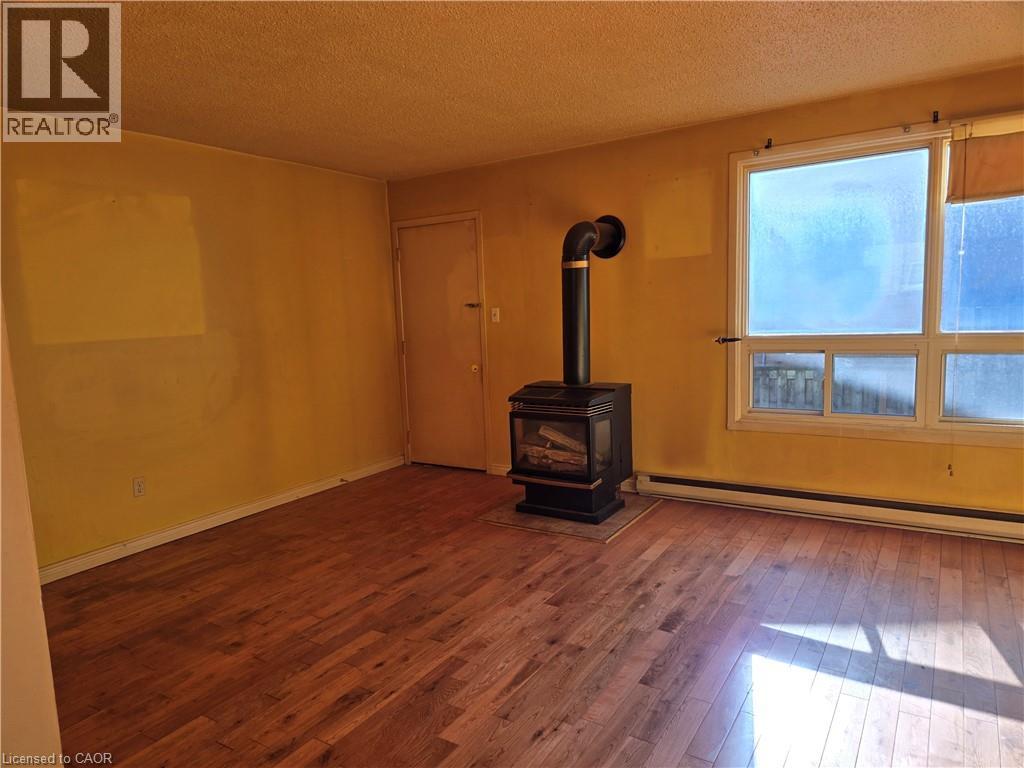 #2 95 FONTHILL Road - 5