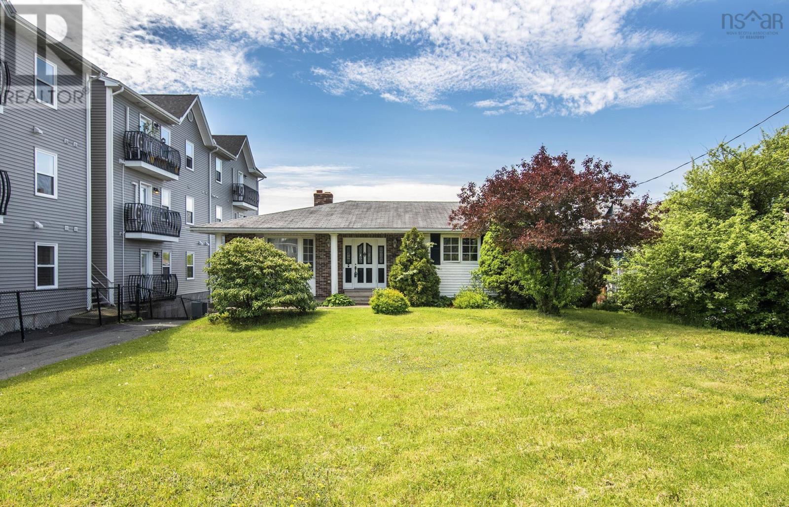 87 Cow Bay Road