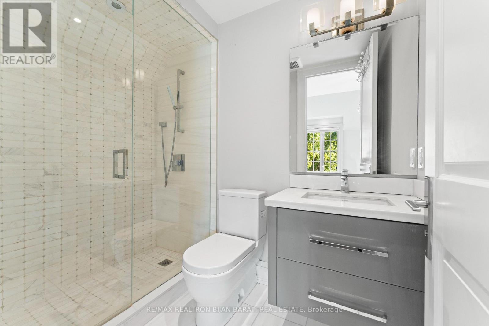 238 ST LEONARDS AVENUE - Image 33