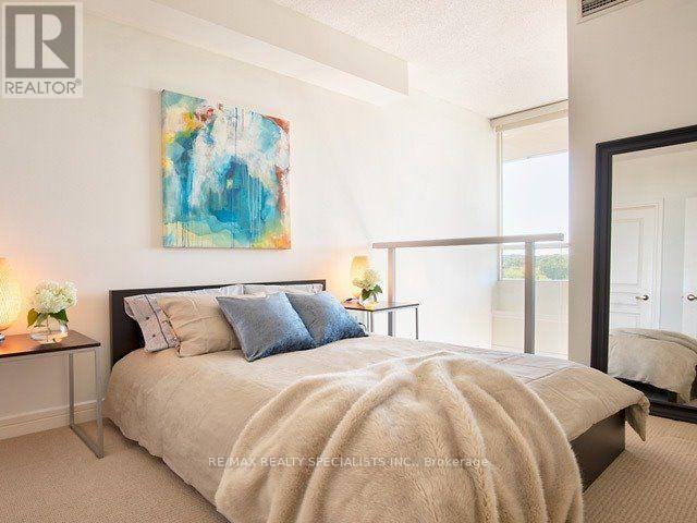 #501 1 AVONDALE AVENUE - 11