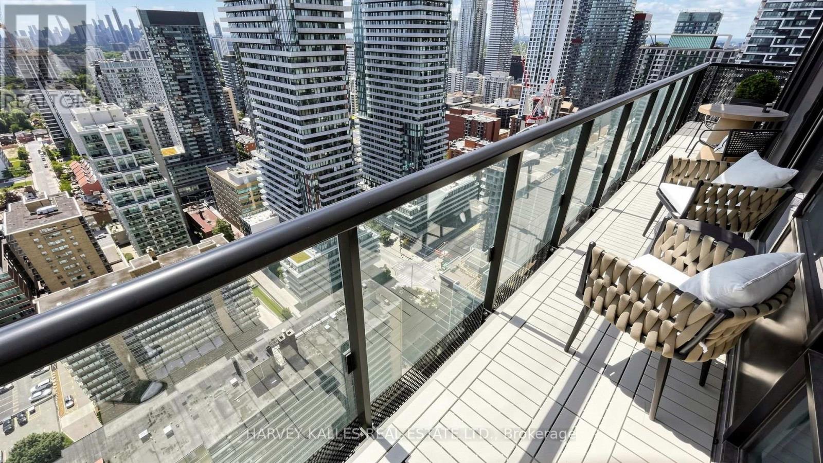 #3302 127 BROADWAY AVENUE - Image 33