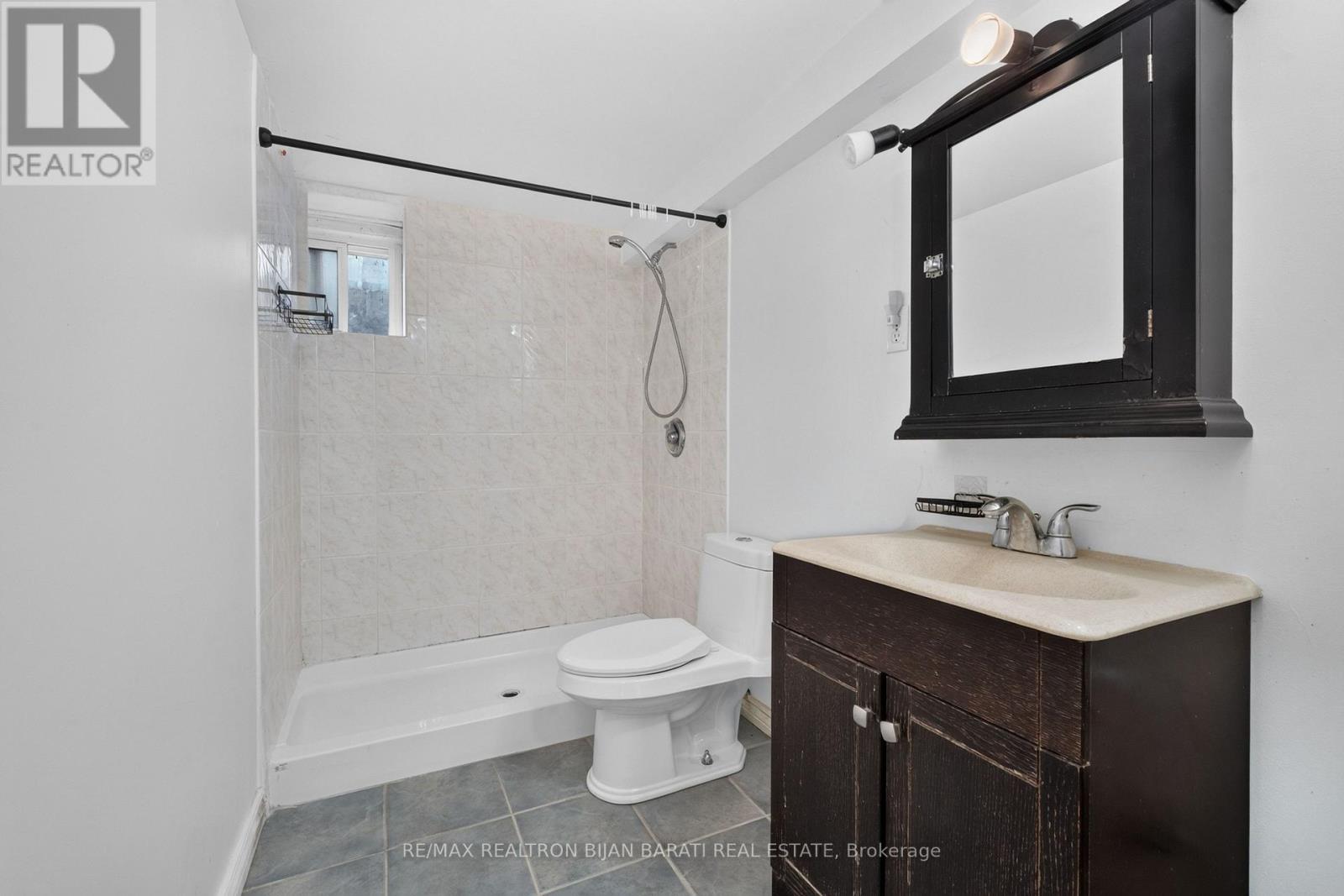 601 CONACHER DRIVE - 25