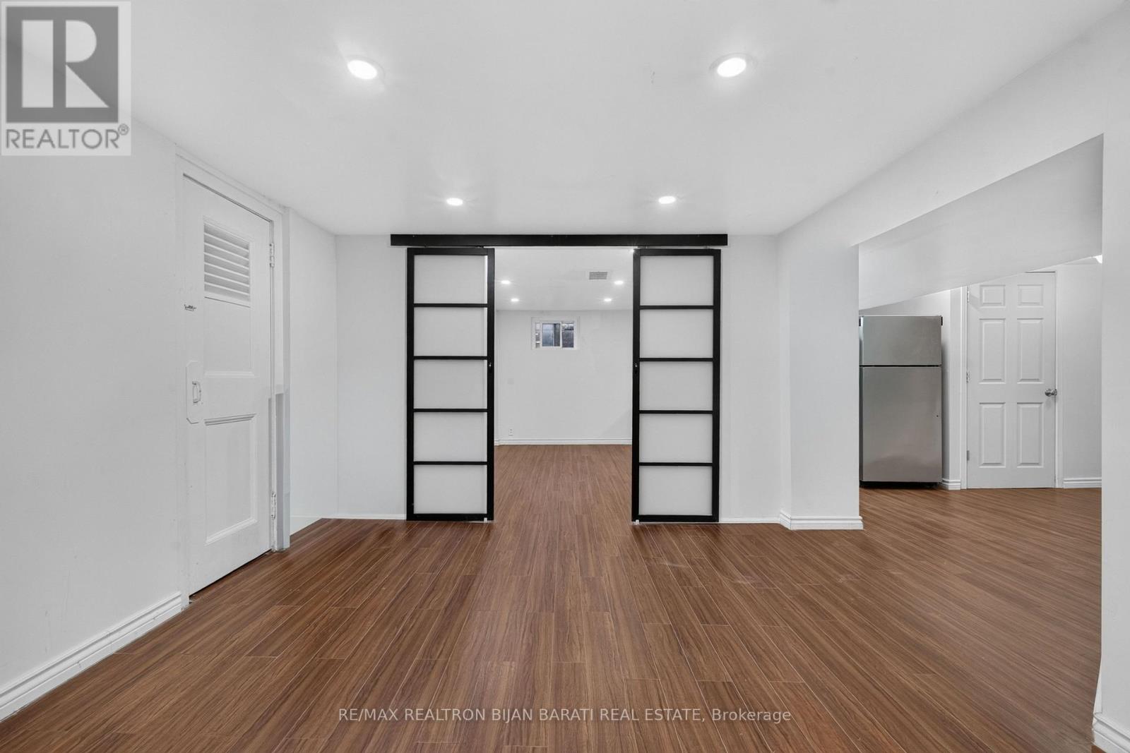 601 CONACHER DRIVE - Image 27