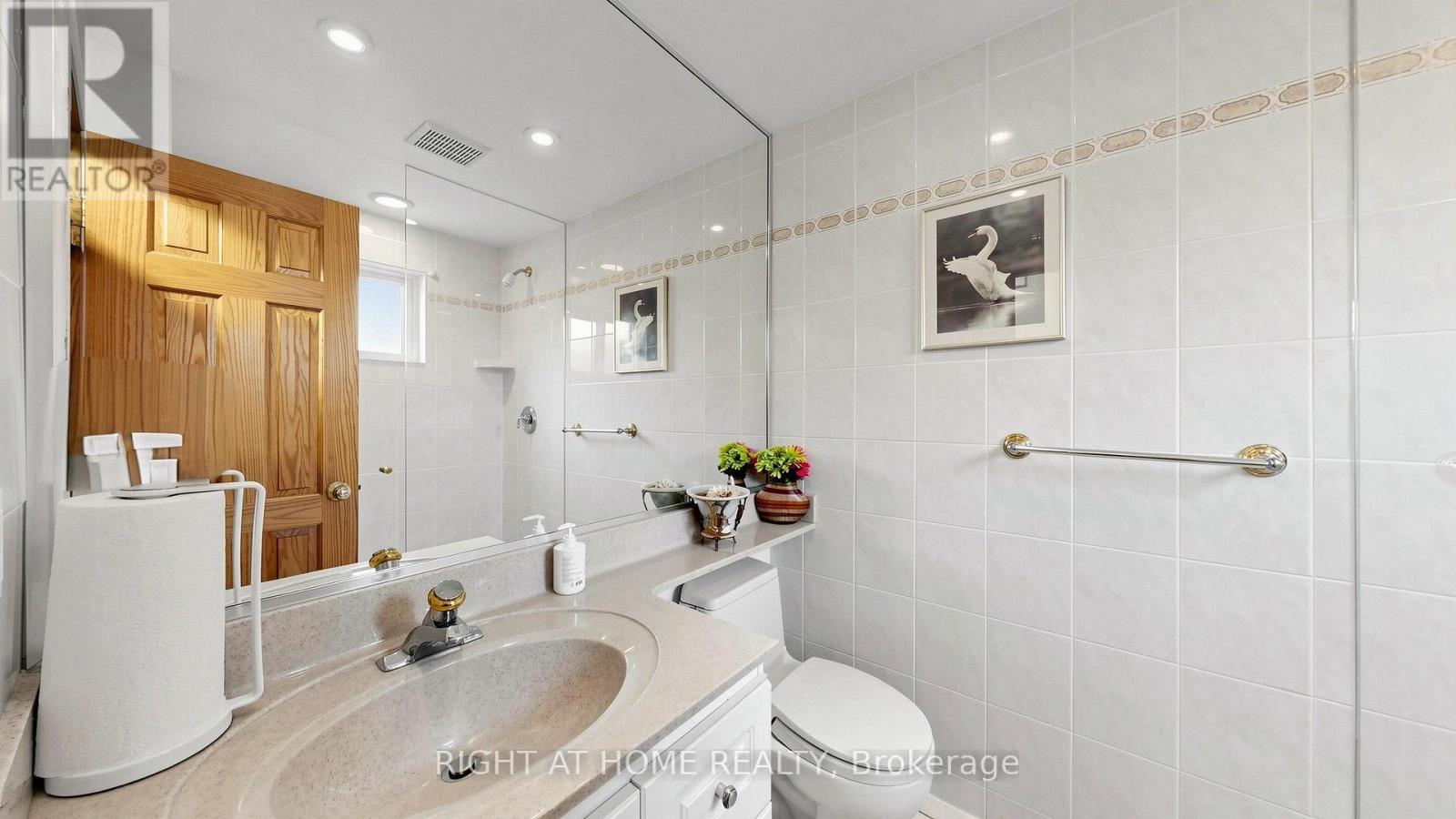 15 SKYRIDGE ROAD - Image 23