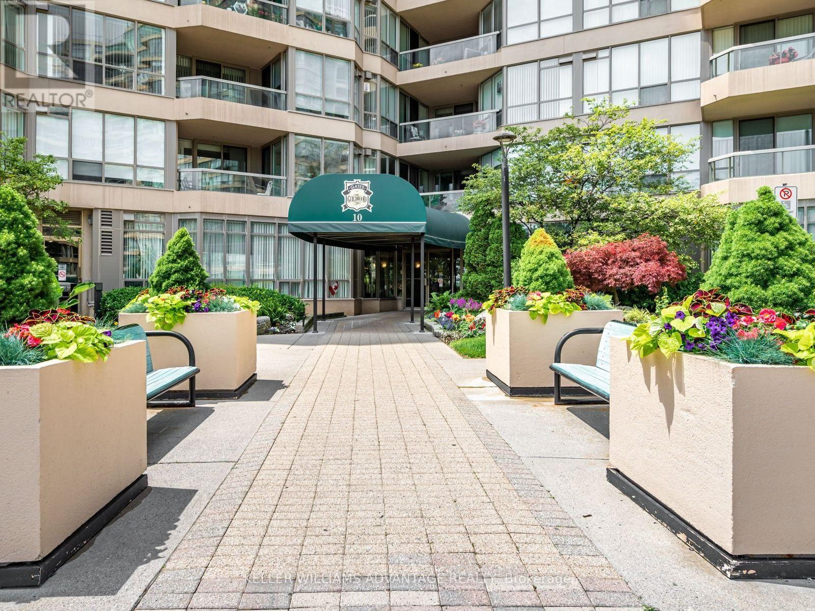 414 - 20 GUILDWOOD PARKWAY