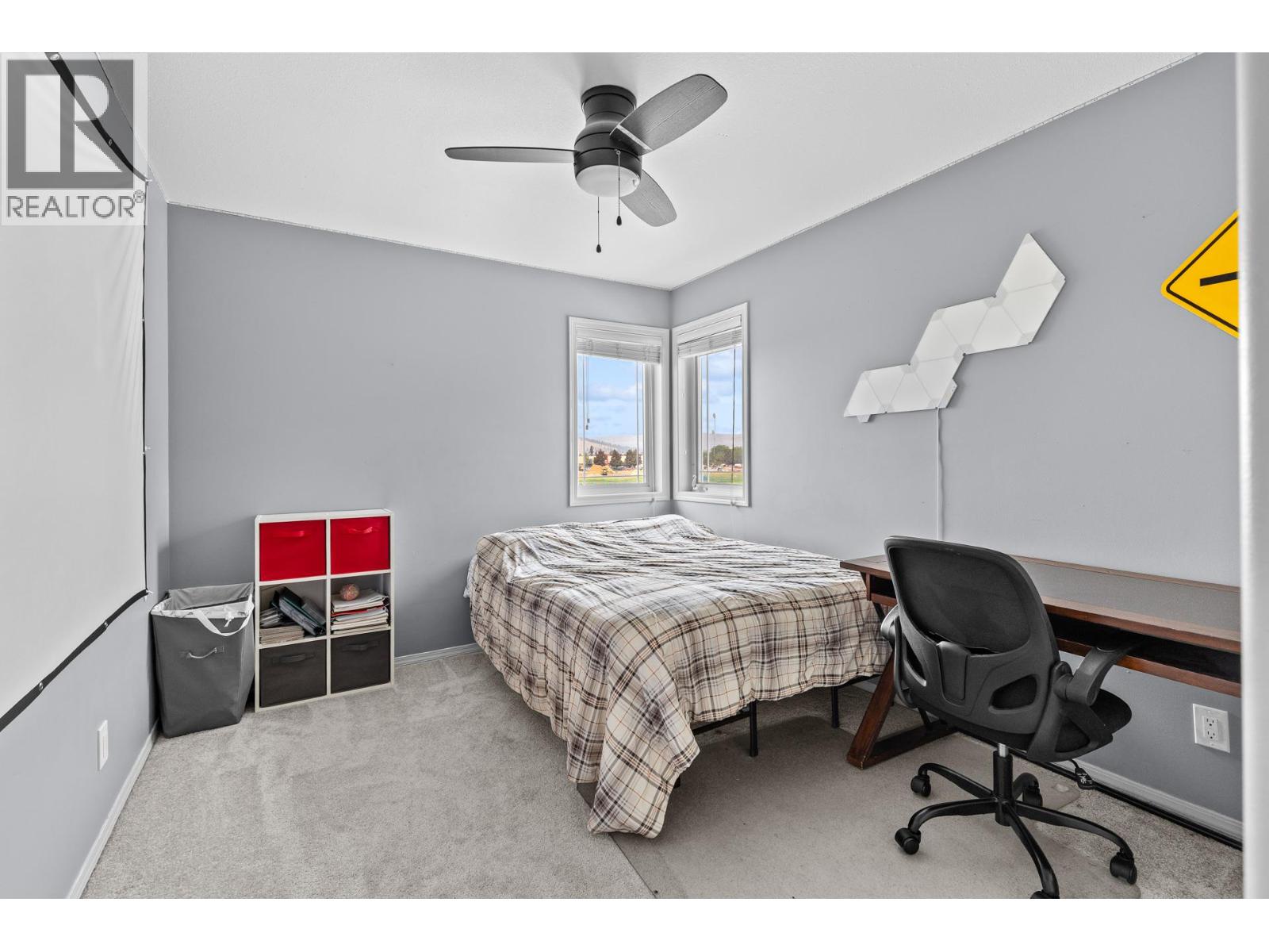 715 Hemlock Road - 26