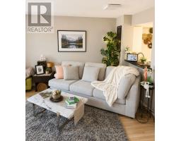 314 - 326 Major Mackenzie Drive E, Richmond Hill, ON L4C8T4 Photo 12