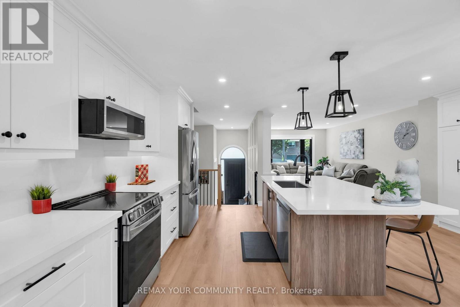 192 BISCAYNE BOULEVARD - Image 6
