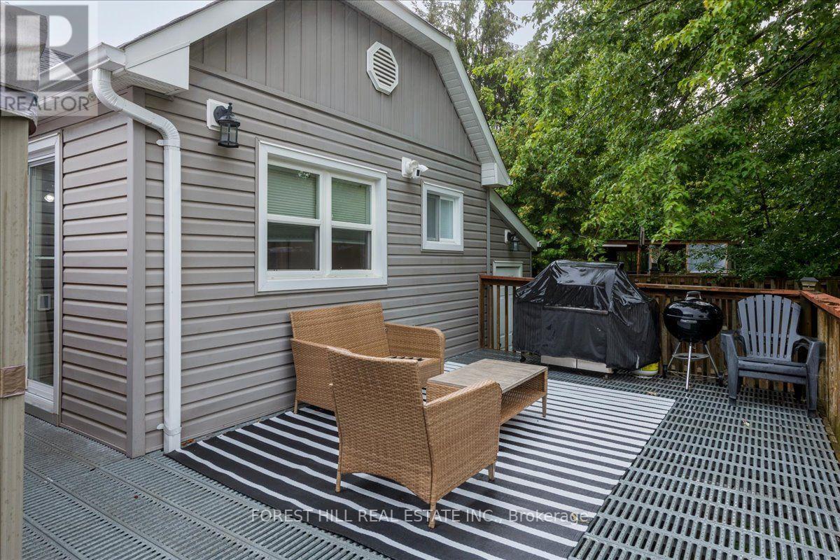 43 LAKE AVENUE - 21